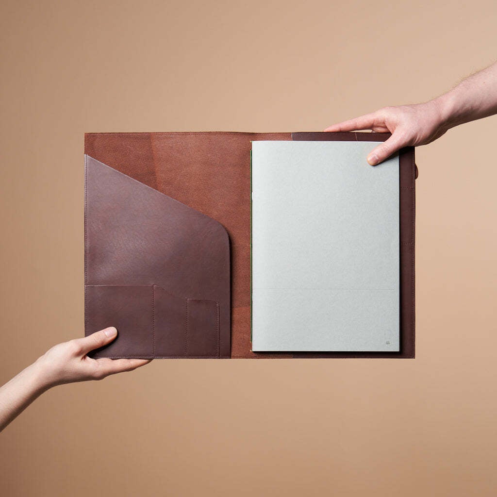 Paper Republic - le portfolio - leather portfolio (a4) | The Mailroom